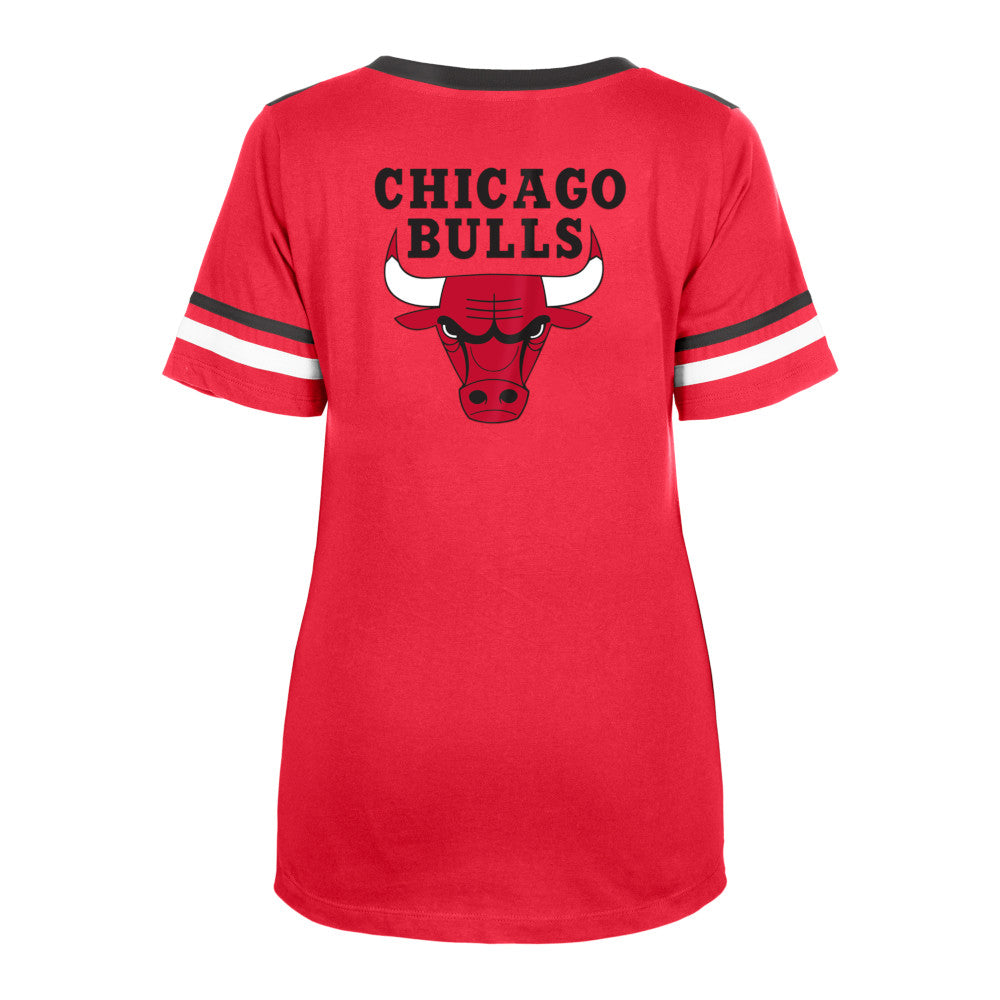 Chicago Bulls Women's New Era Red V-Neck Colorblock Tee