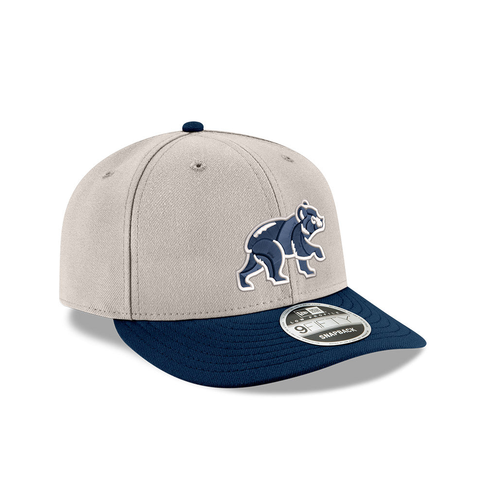 Chicago Cubs New Era Low Profile 9FIFTY Stone Walking Bear Snapback Hat