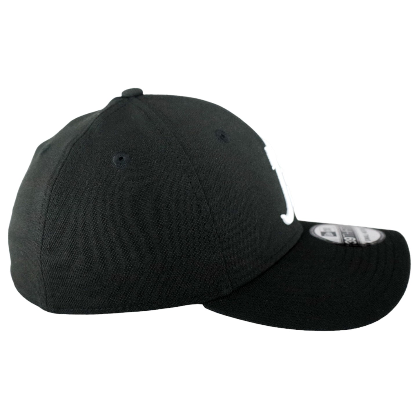 Chicago Bears New Era Black 39THIRTY Flex Fit Hat