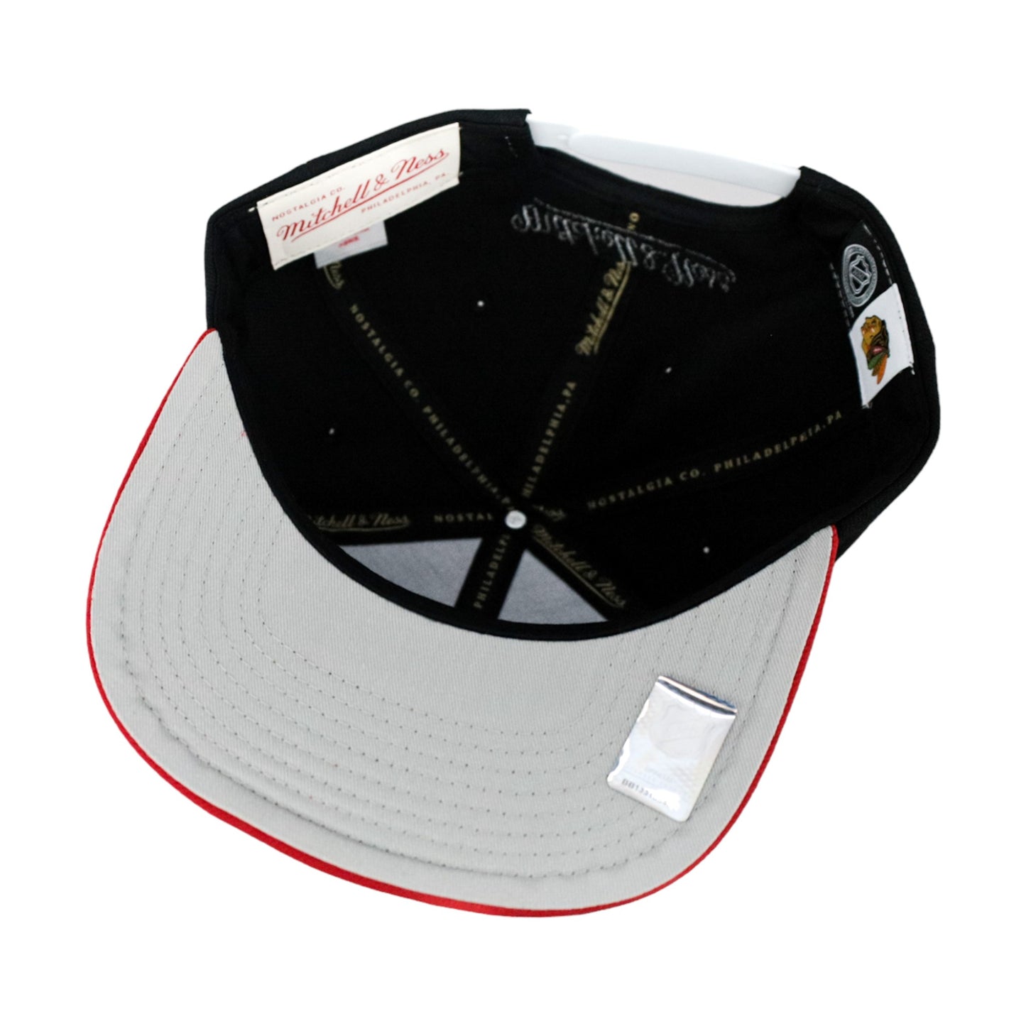 Chicago Blackhawks Black/Red Mitchell & Ness Snapback Hat