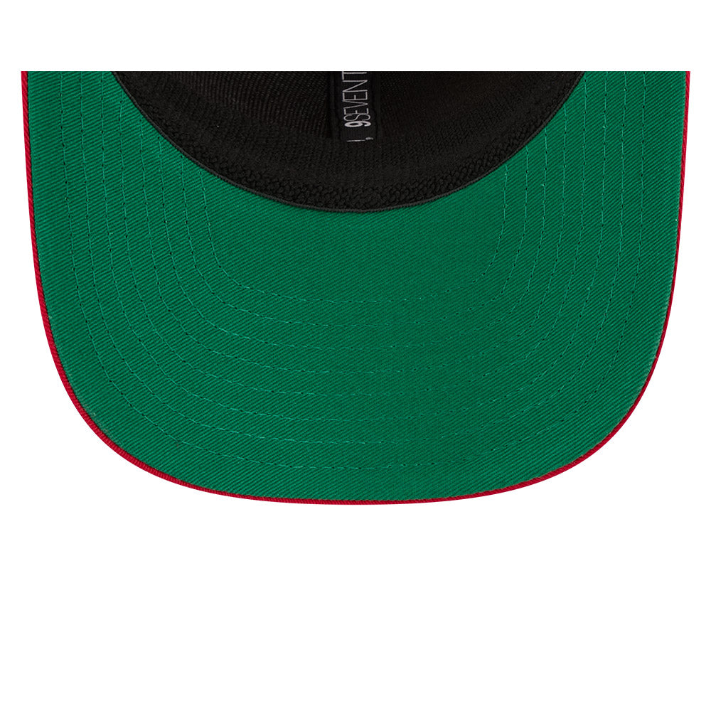 Chicago Blackhawks New Era Vintage 2010 Champs 9SEVENTY Stretch-Snap Adjustable Hat