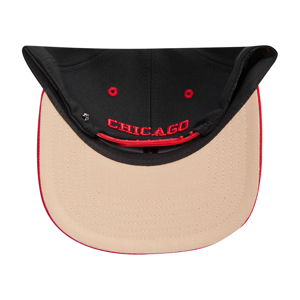 Chicago Blackhawks Pro Standard Black Retro Classic Snapback Hat