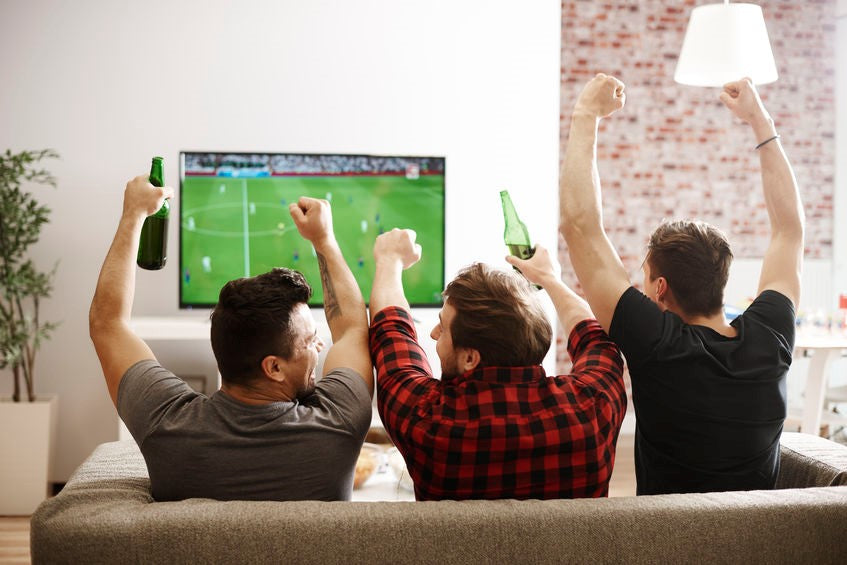 Guide to the Ultimate Chicago Sports Man Cave