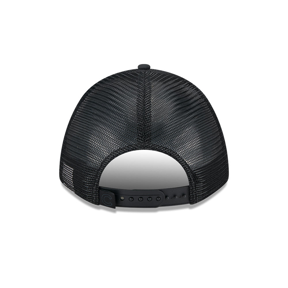 Chicago Cubs New Era 9FORTY Black A-Frame Minimalist Adjustable Trucker Hat