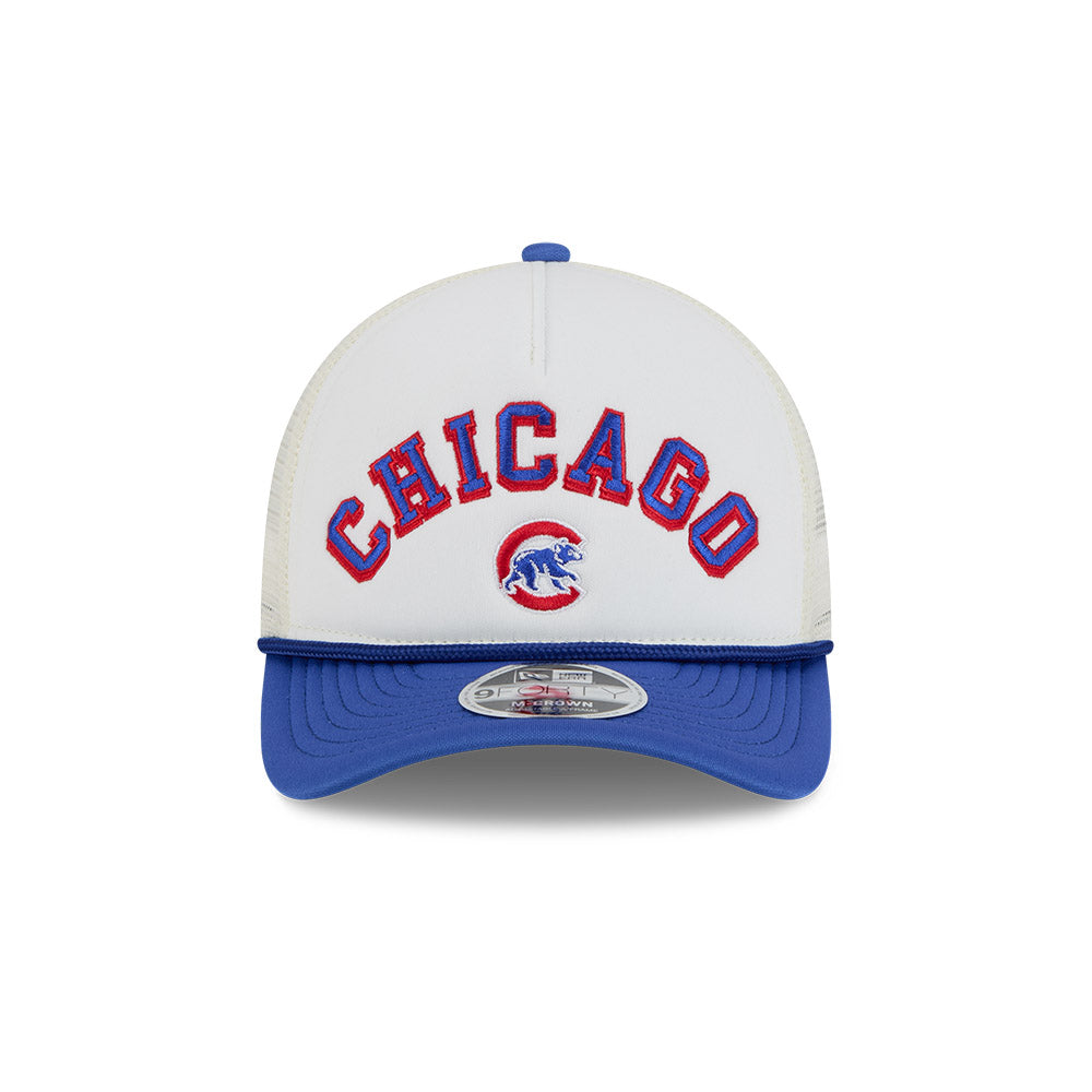 Chicago Cubs New Era 9FORTY Chrome Arch A-Frame Trucker Hat