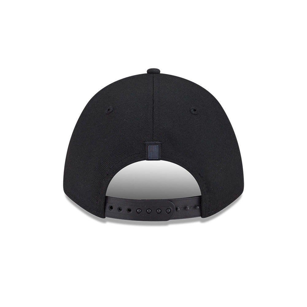 Chicago Blackhawks Black Flag New Era 9FORTY M-Crown A-Frame Adjustable Hat