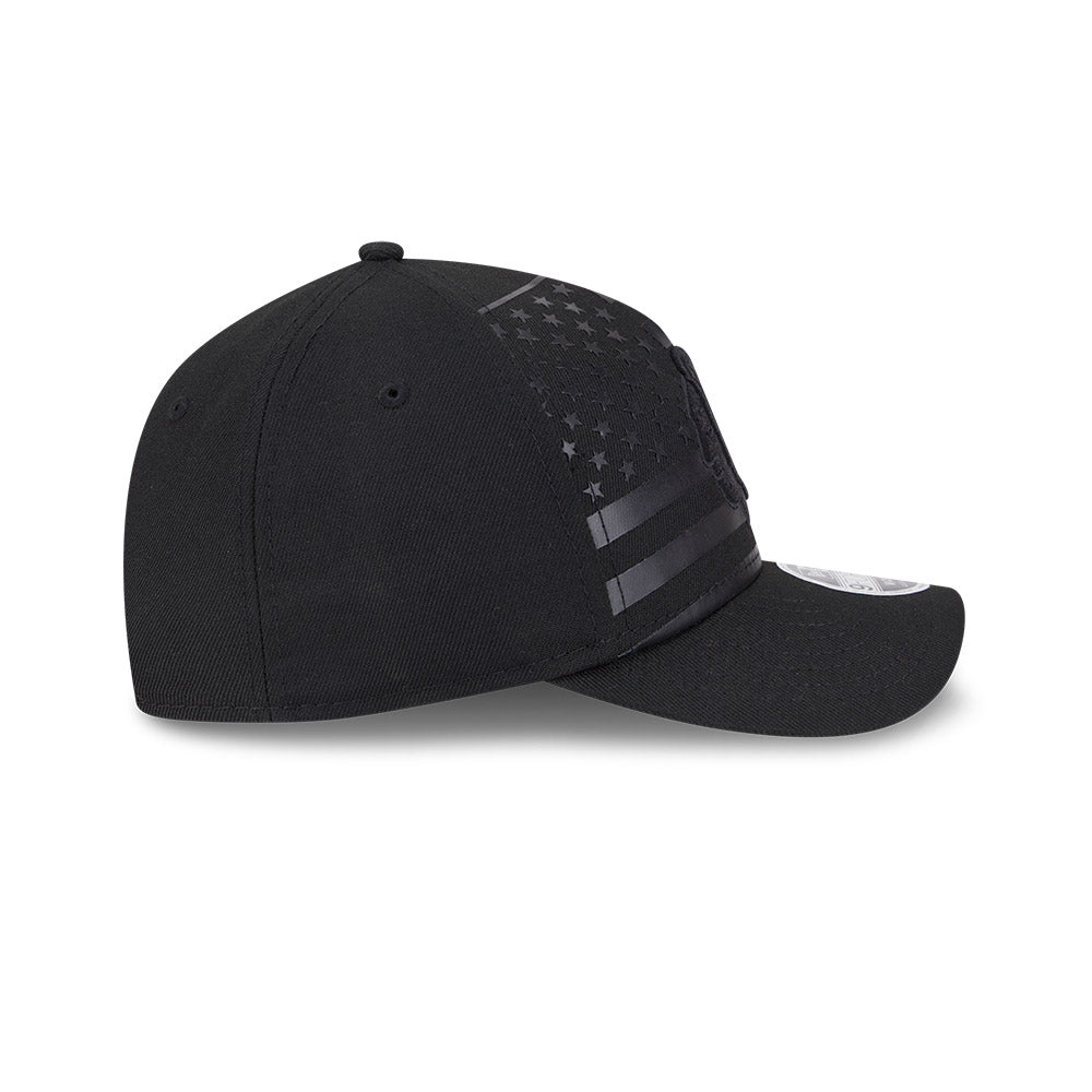 Chicago Blackhawks Black Flag New Era 9FORTY M-Crown A-Frame