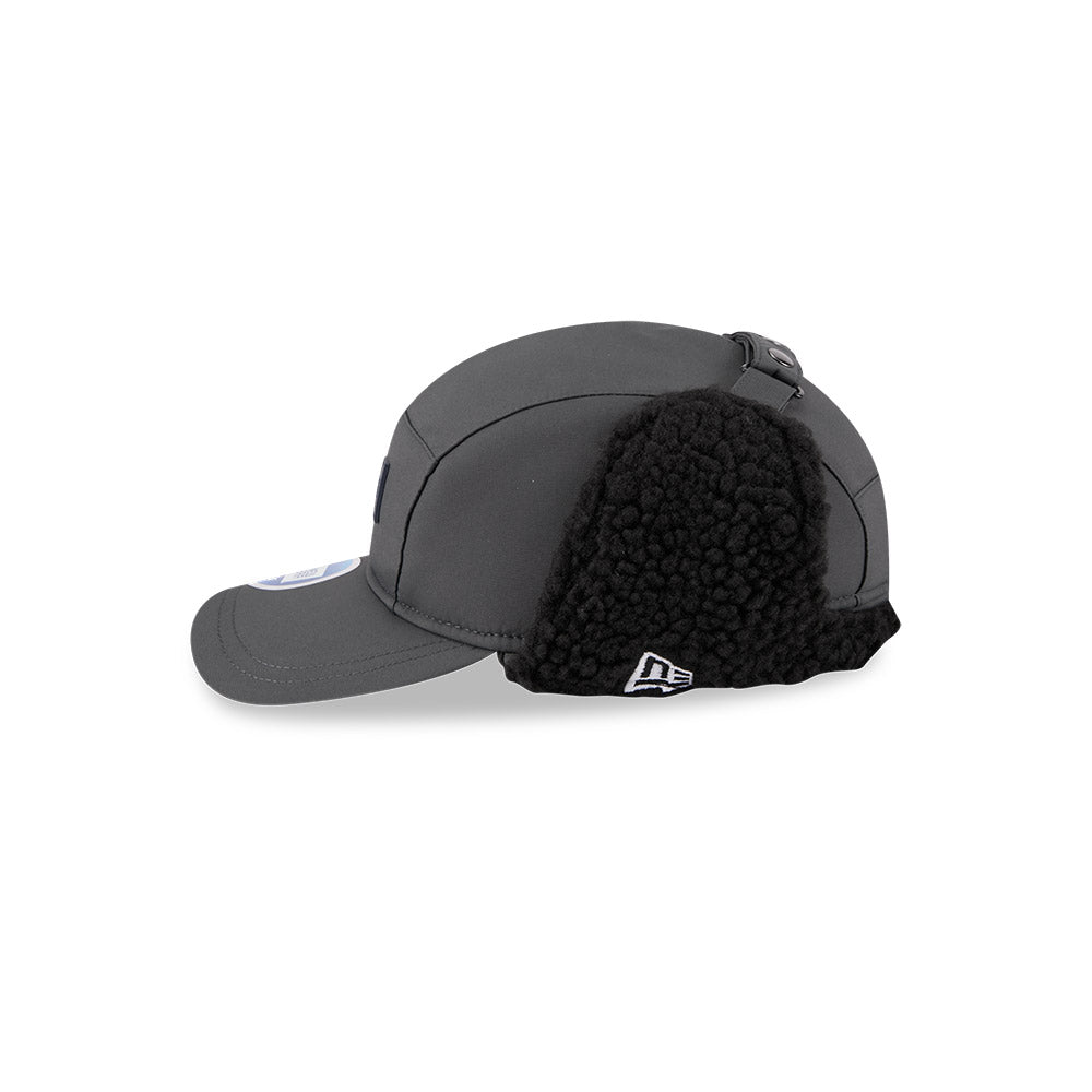 Chicago Bears New Era 2025 Sideline Cold Weather Dog Ears Runner Hat