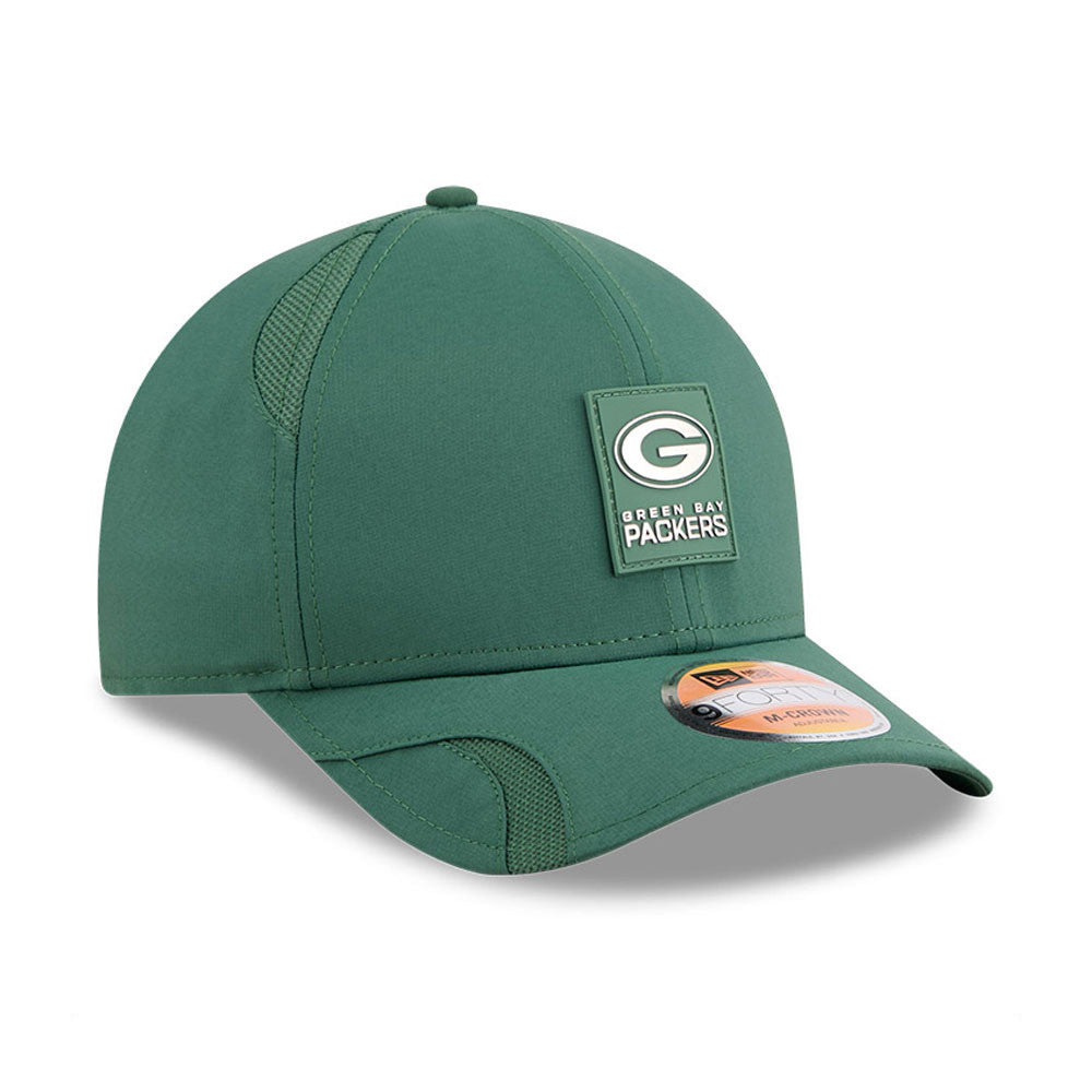 Green Bay Packers New Era 2025 Sideline 9FORTY M-Crown Adjustable Hat