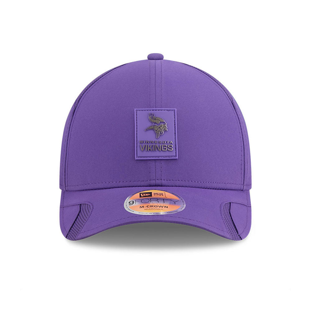 Minnesota Vikings New Era 2025 Sideline 9FORTY M-Crown Adjustable Hat