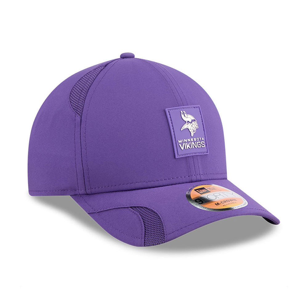 Minnesota Vikings New Era 2025 Sideline 9FORTY M-Crown Adjustable Hat