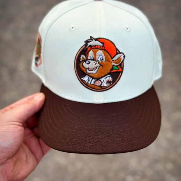 Chicago Blackhawks Baseball Cap & Winter Hat Store - Clark Street