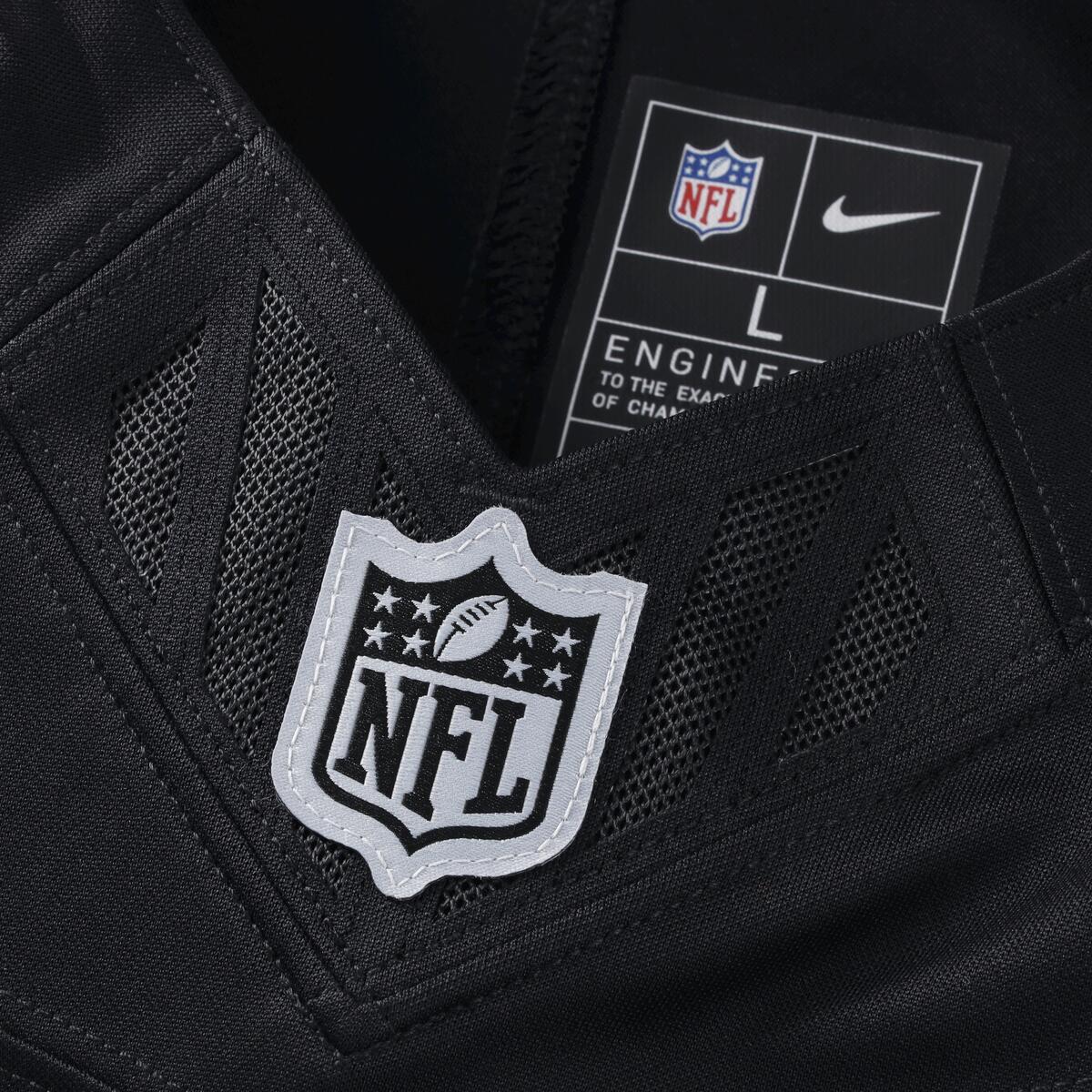 Caleb Williams Chicago Bears Nike Men's 2026 Salute To Service Jersey