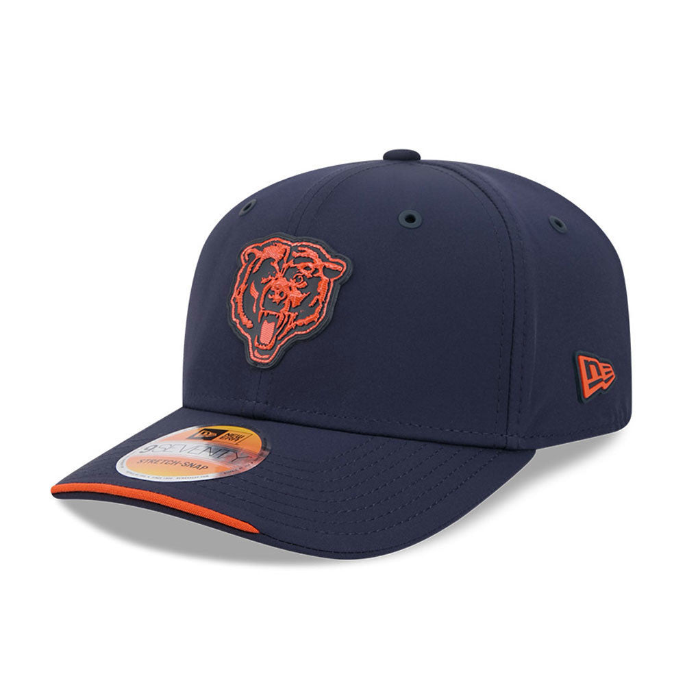 Chicago Bears 2026 Sideline Bearhead New Era 9SEVENTY Stretch-Snap Adjustable Hat