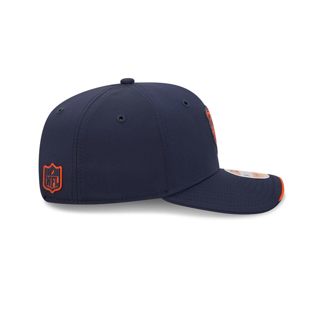Chicago Bears 2026 Sideline Bearhead New Era 9SEVENTY Stretch-Snap Adjustable Hat