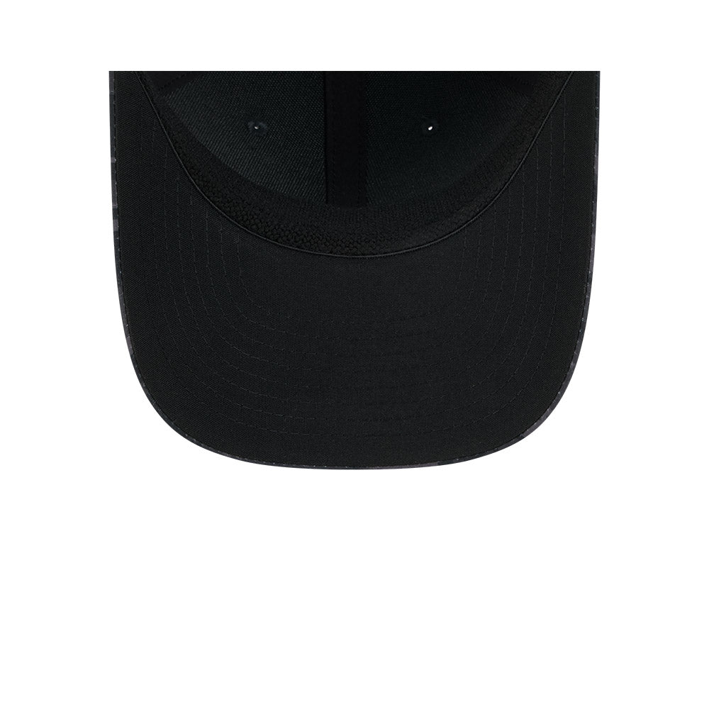 Chicago Bears New Era 2026 Salute To Service 39THIRTY M-Crown Stretch Hat