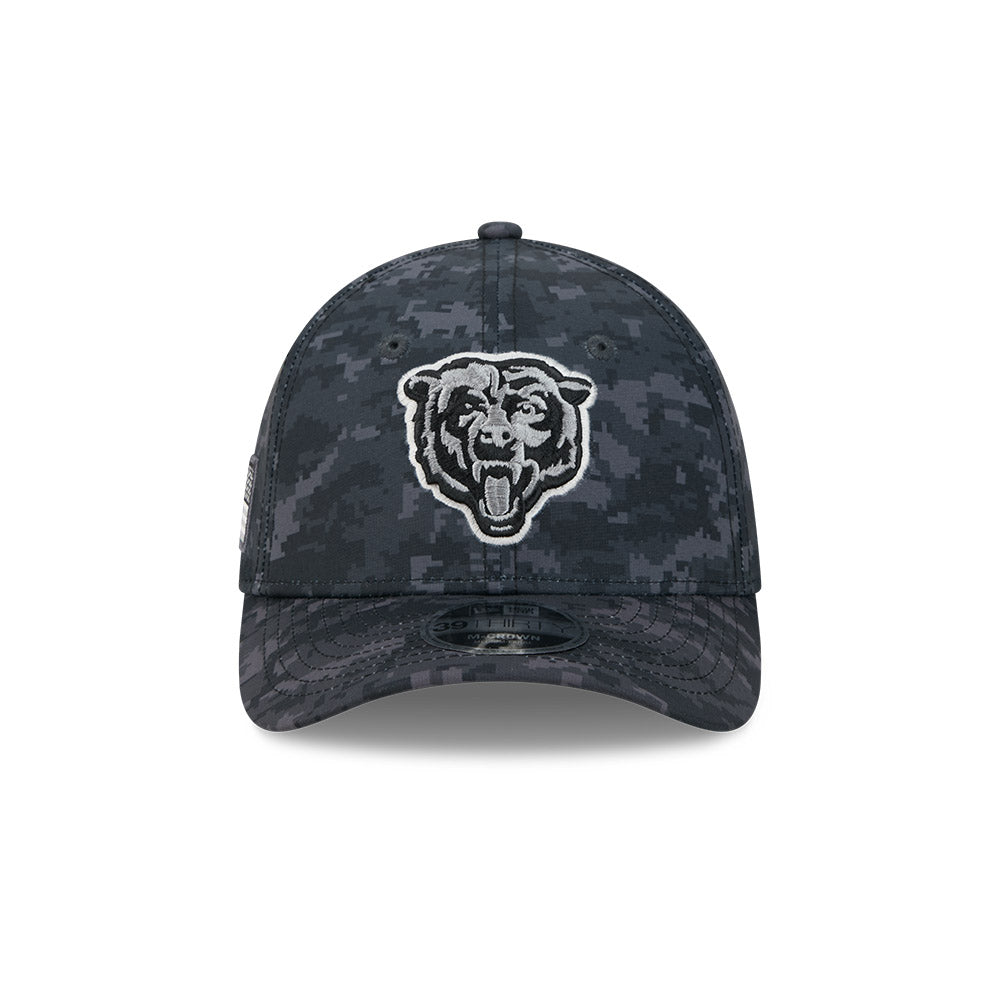 Chicago Bears New Era 2026 Salute To Service 39THIRTY M-Crown Stretch Hat