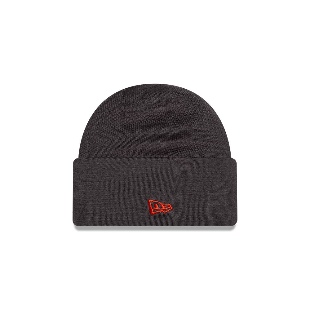 Chicago Bears New Era 2026 Sideline Skully Knit Hat