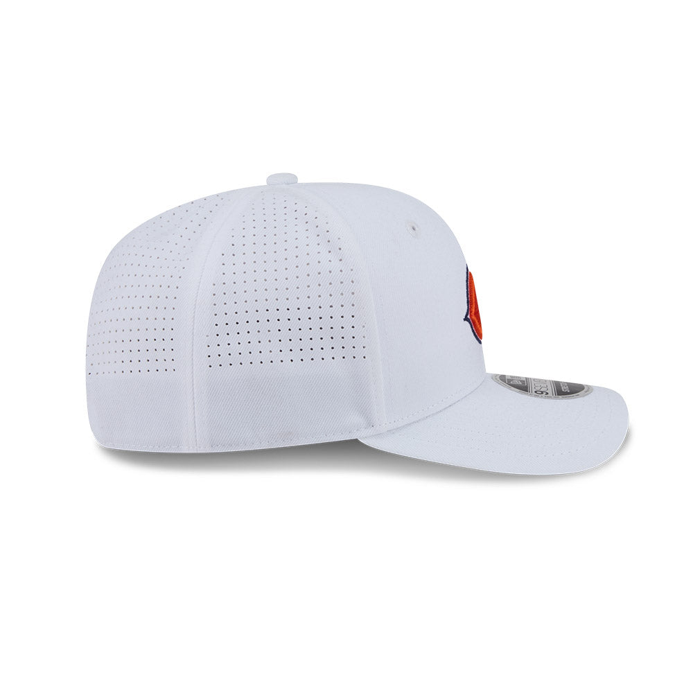 Chicago Bears New Era 9SEVENTY White EG Performance Stretch-Snap Adjustable Hat