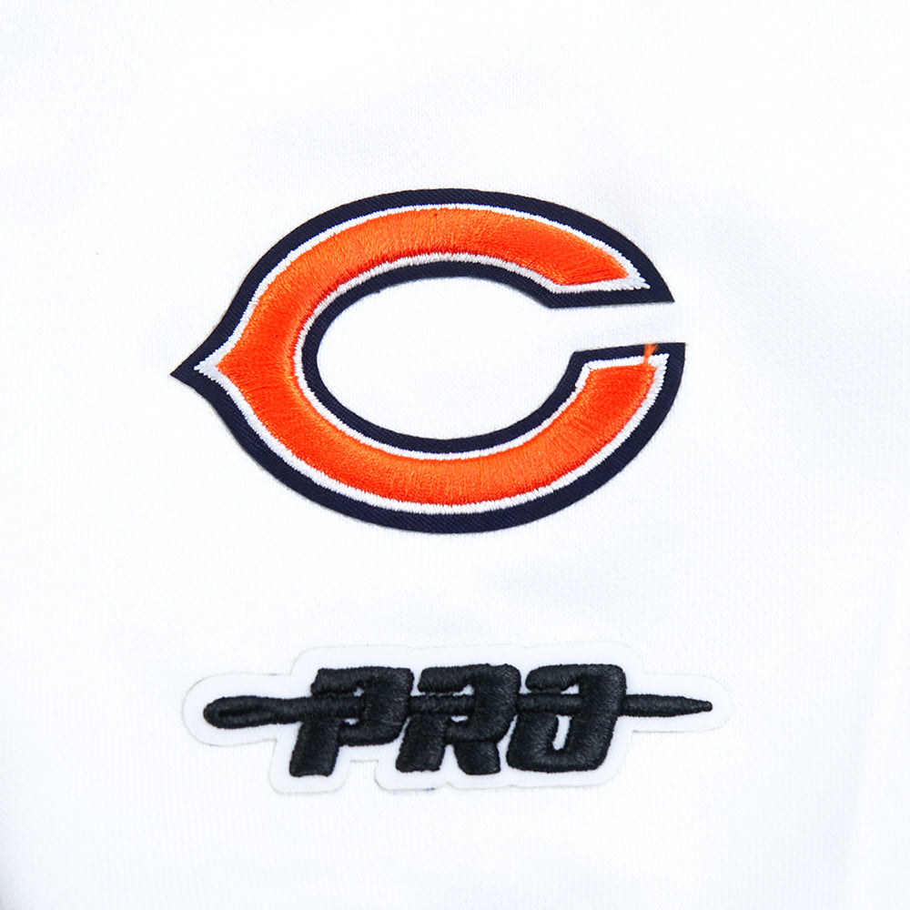 Chicago Bears Pro Standard Women's White Wingspan Crewneck Sweatshirt
