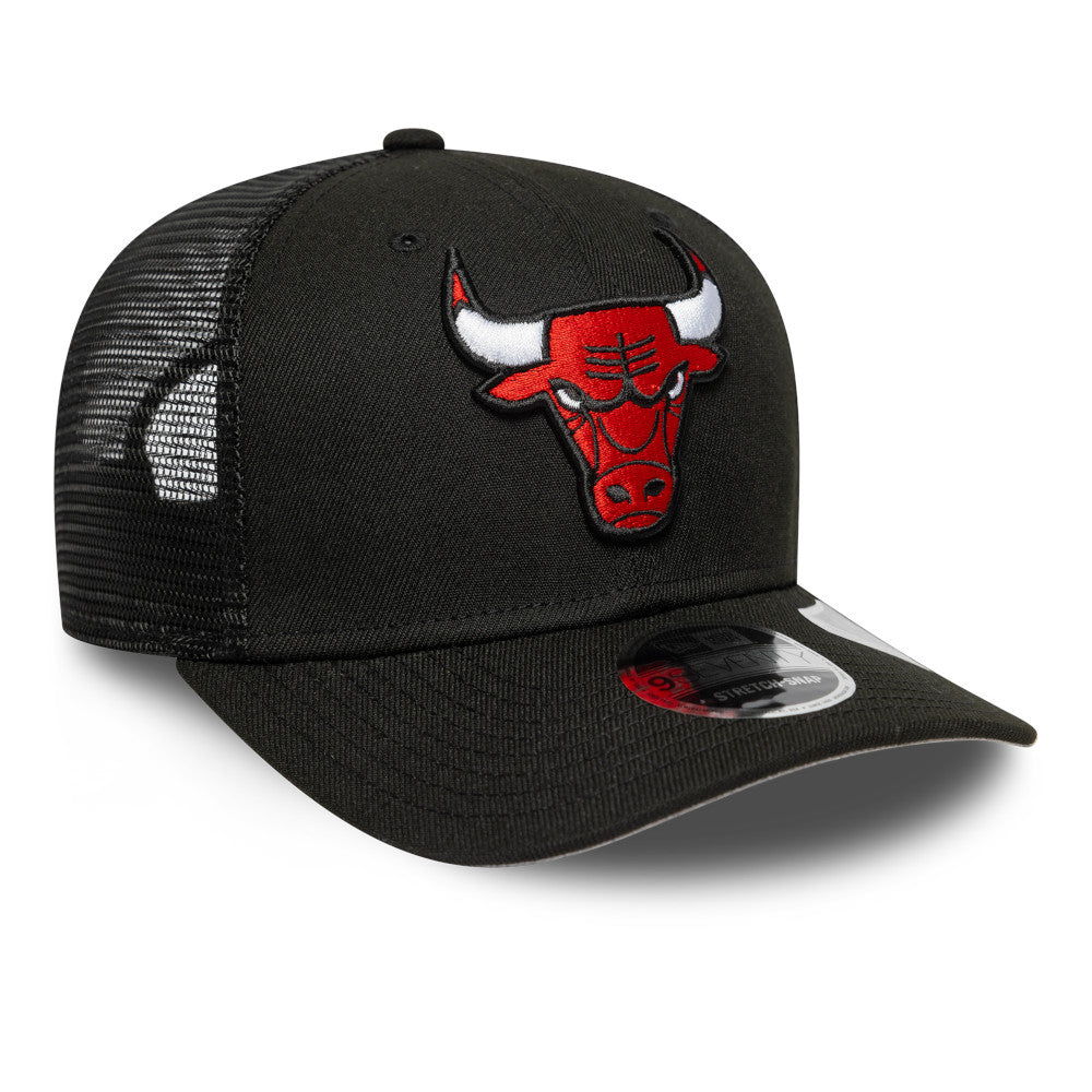 Chicago Bulls New Era Black 9SEVENTY Trucker Stretch-Snap Adjustable Hat