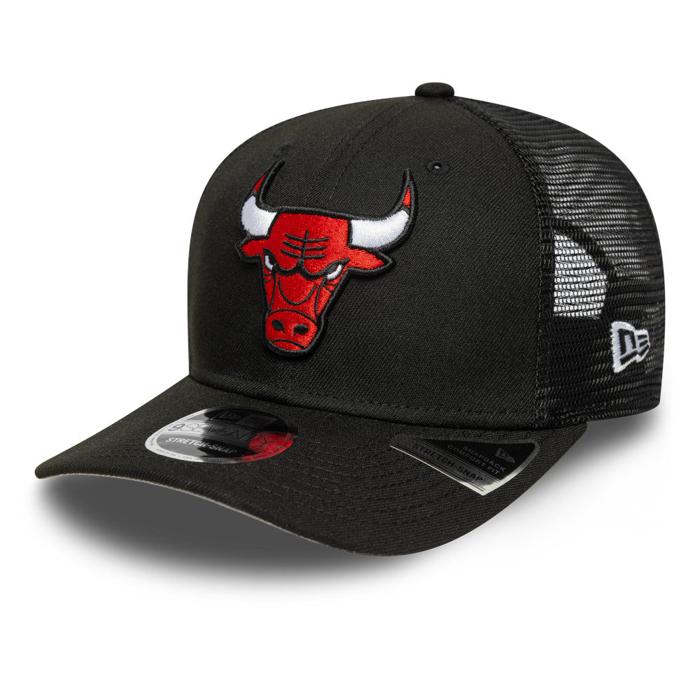 Chicago Bulls New Era Black 9SEVENTY Trucker Stretch-Snap Adjustable Hat