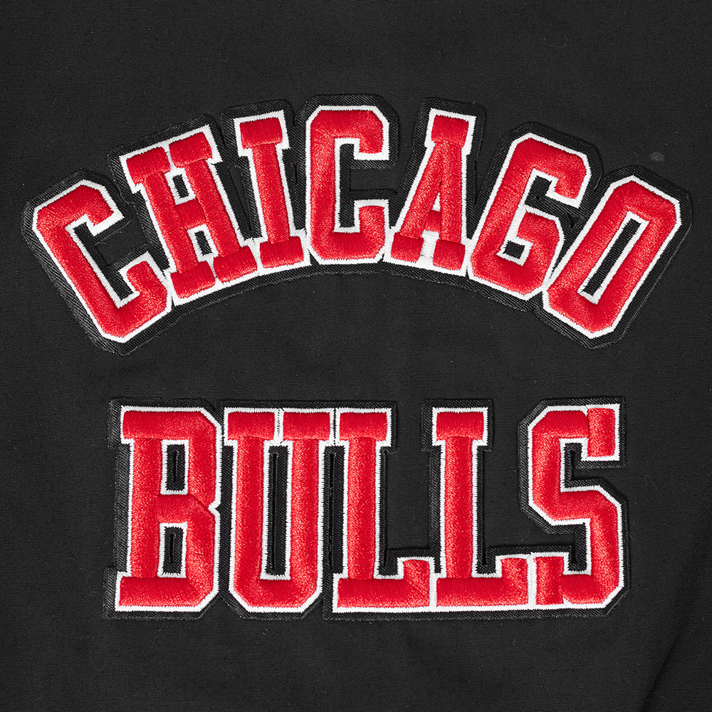 Chicago Bulls Pro Standard Men's Black Classic Woven Full Zip Hoodie