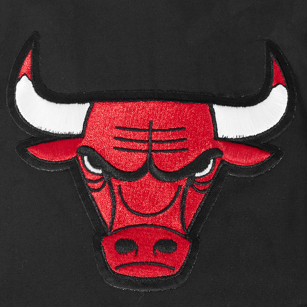 Chicago Bulls Pro Standard Men's Black Classic Woven Full Zip Hoodie