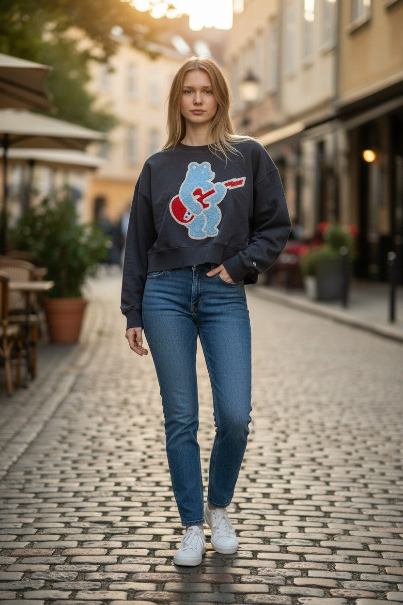 Chicago Cubs New Era Women's Rock Bear Navy Oversized Crewneck Sweatshirt