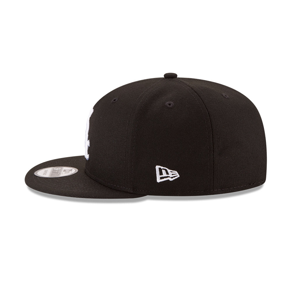 Chicago White Sox Black 9FIFTY Snapback Hat