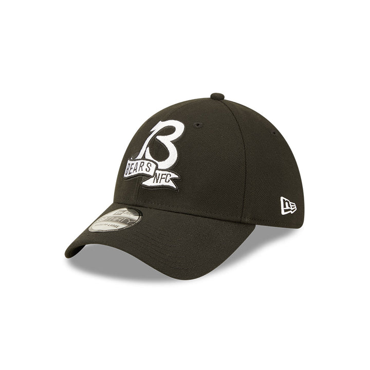Chicago Bears 2022 Sideline New Era 39THIRTY Coaches Black Flex Fit Hat