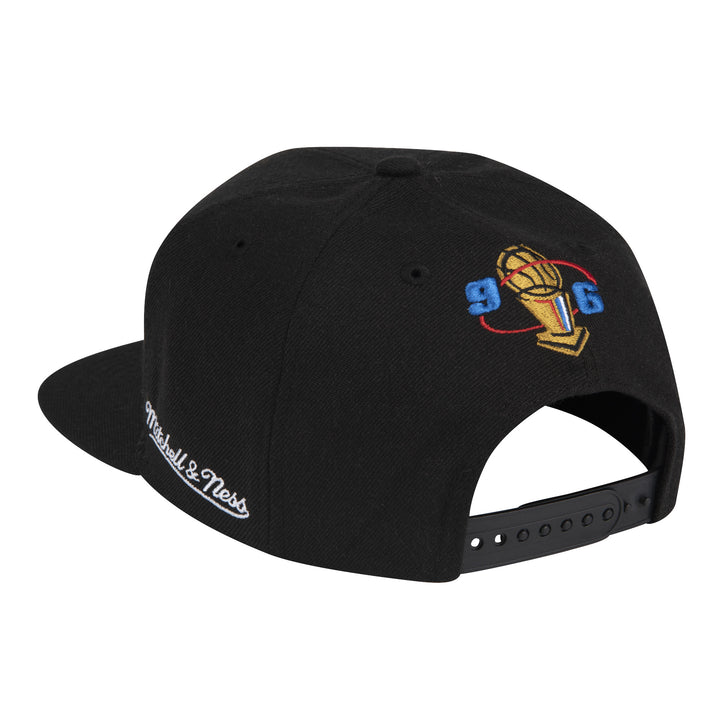 Mitchell & Ness Black NBA Chicago Bulls 96 Champions Wave HWC Snapback Hat