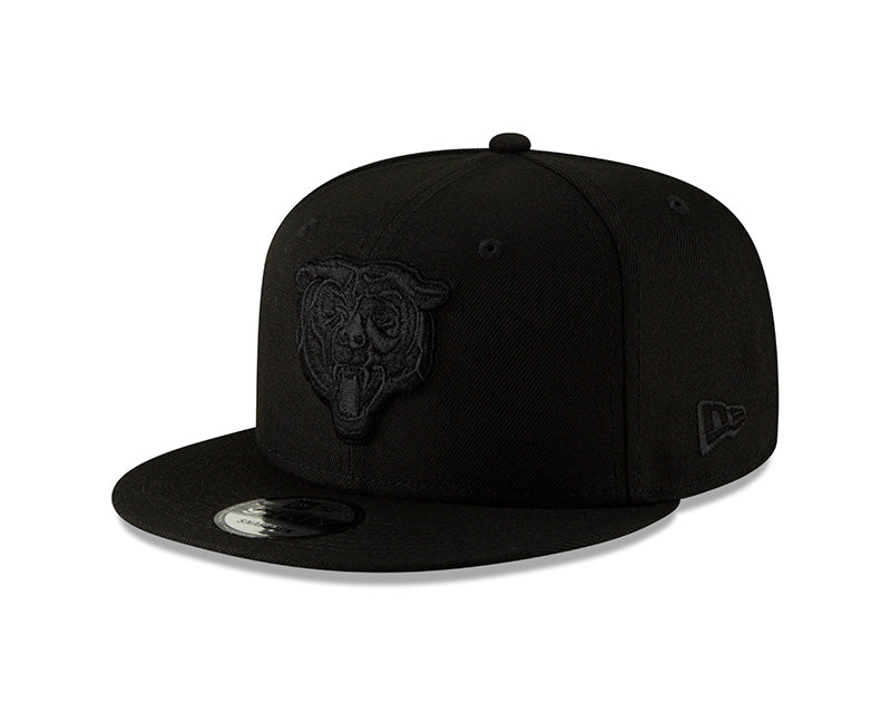 Chicago Bears Black on Black Bear Head 9FIFTY Snapback