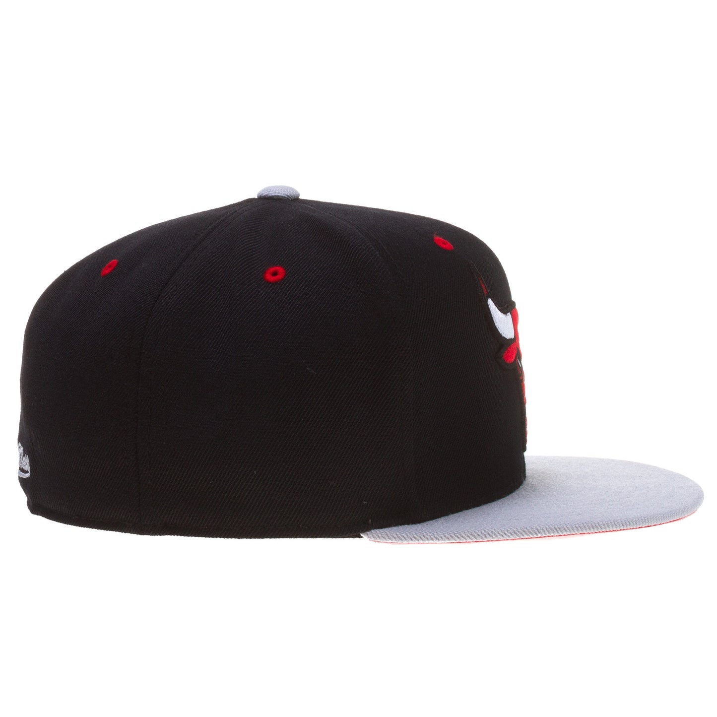 Chicago Bulls Black and Grey Fitted Hat